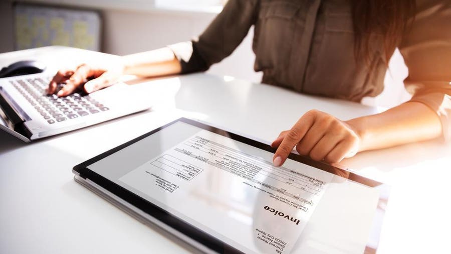 How to Manage Business With Quickbooks And Freshbooks
